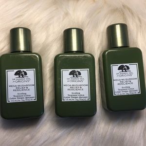 Origins Mega-Mushroom treatment lotion